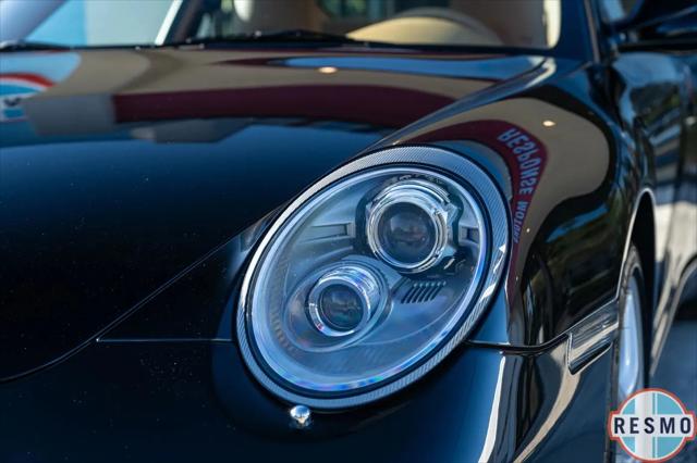 2011 Porsche 911 Carrera 4
