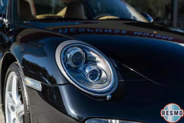 2011 Porsche 911 Carrera 4