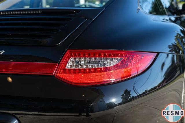 2011 Porsche 911 Carrera 4
