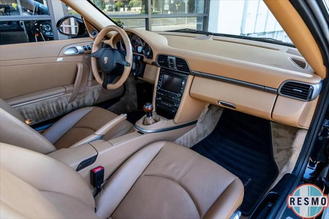 2011 Porsche 911 Carrera 4