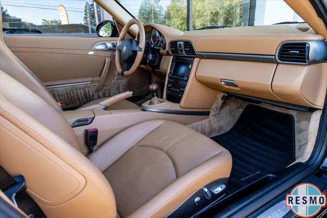 2011 Porsche 911 Carrera 4