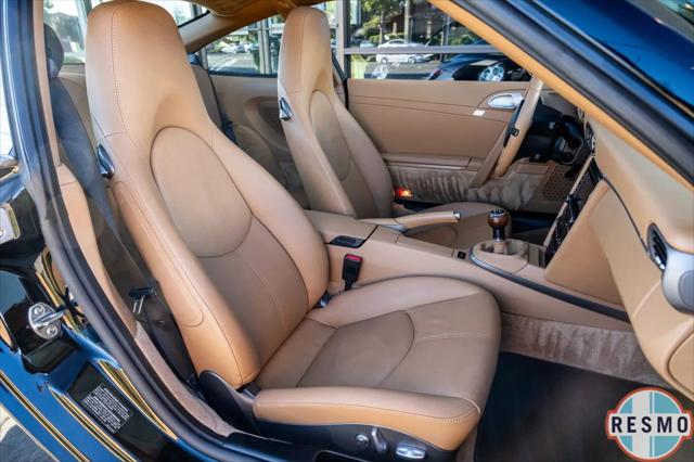2011 Porsche 911 Carrera 4