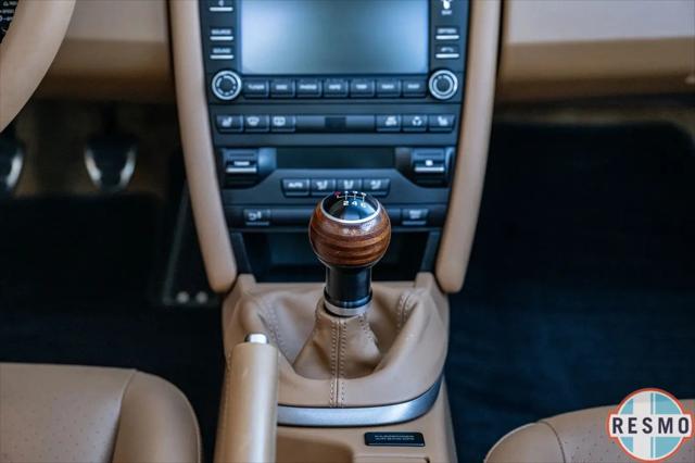 2011 Porsche 911 Carrera 4