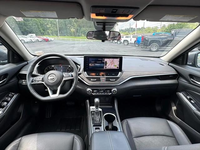 2024 Nissan Altima SL FWD