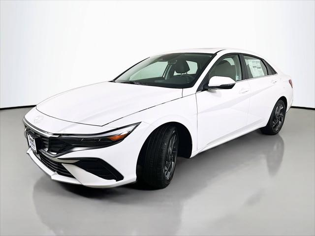 2025 Hyundai Elantra Hybrid Limited