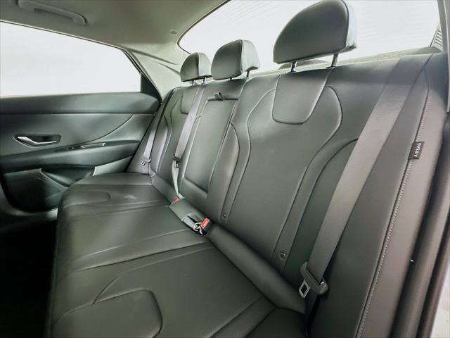 2025 Hyundai Elantra Hybrid Limited