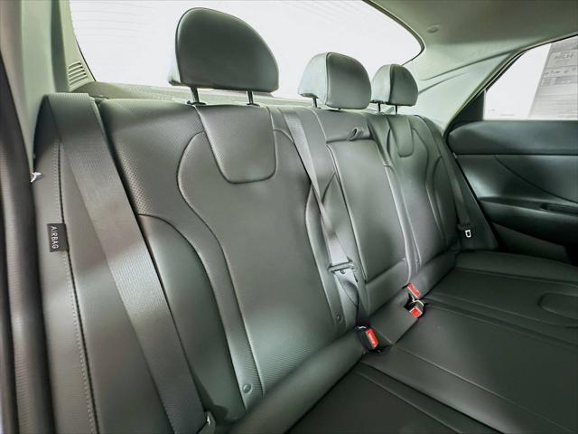 2025 Hyundai Elantra Hybrid Limited