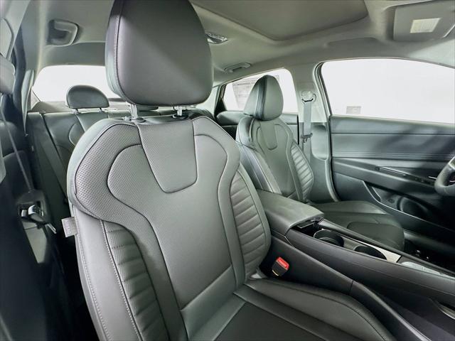 2025 Hyundai Elantra Hybrid Limited