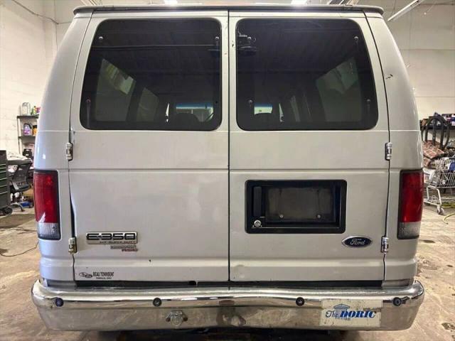 2008 Ford E-350 Super Duty XL