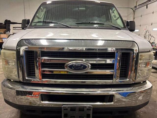 2008 Ford E-350 Super Duty XL