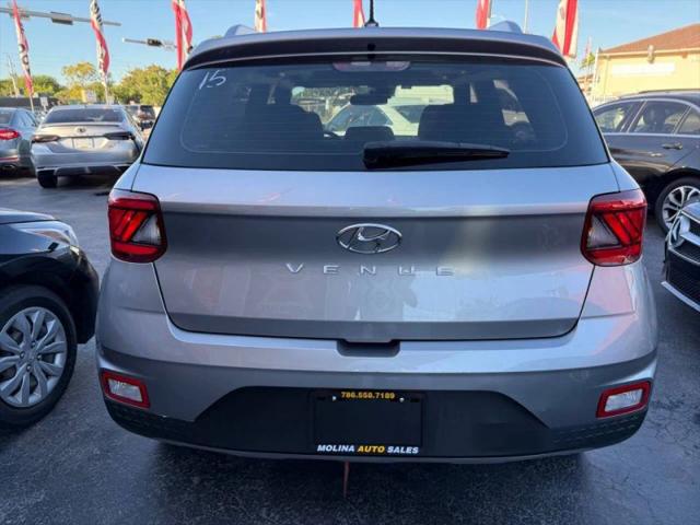 2023 Hyundai Venue SEL