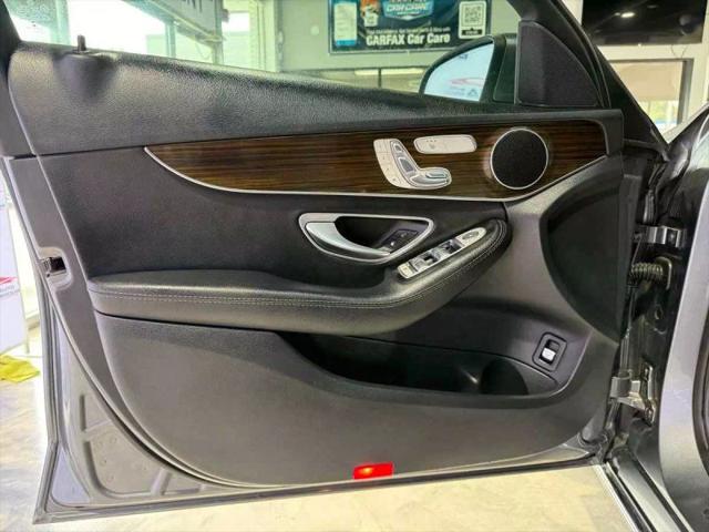 2017 Mercedes-Benz C-CLASS C 300 Luxury 4MATIC