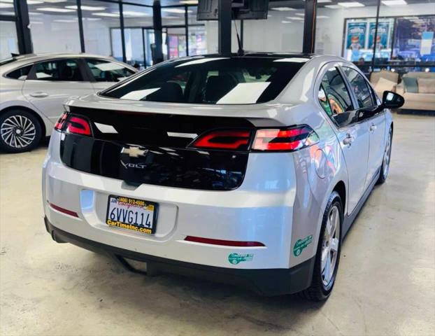 2012 Chevrolet Volt Base
