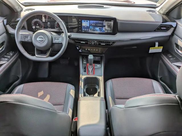 2025 Nissan Kicks SR FWD