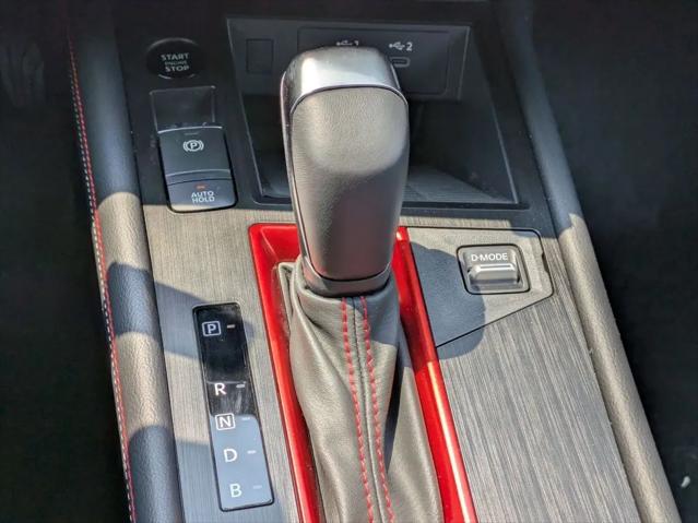 2025 Nissan Kicks SR Intelligent AWD
