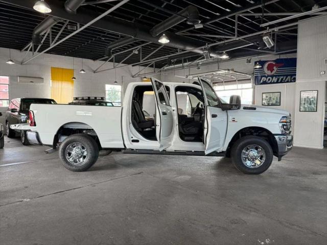 2025 Ram 2500 Tradesman Crew Cab 4x4 6'4" Box