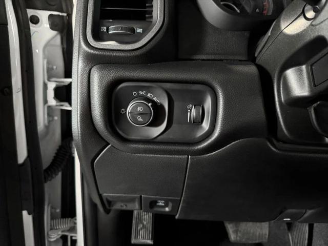 2025 Ram 2500 Tradesman Crew Cab 4x4 6'4" Box