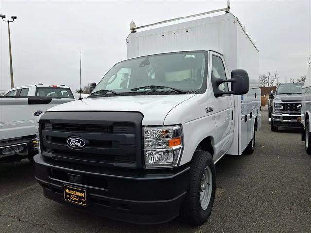 2026 Ford E-350 Cutaway E-Series Cutaway