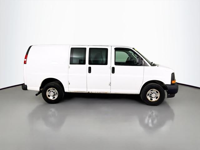 2017 Chevrolet Express 2500 Work Van