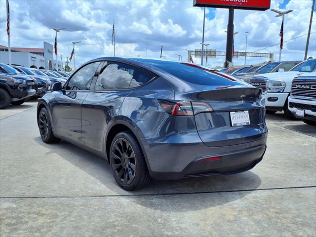 2022 Tesla Model Y Long Range Dual Motor All-Wheel Drive