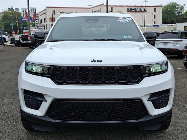 2023 Jeep Grand Cherokee Altitude 4x4
