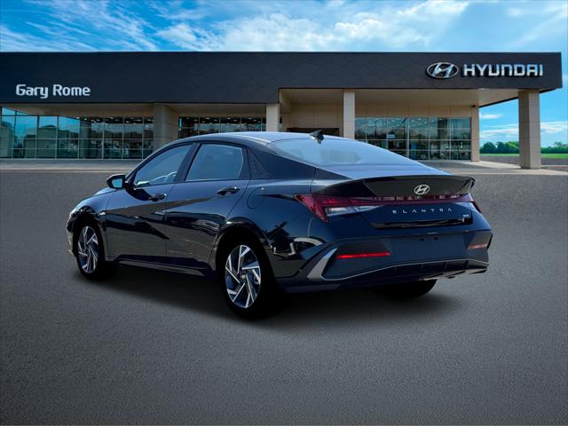 2025 Hyundai Elantra Hybrid SEL Sport