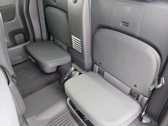 2025 Nissan Frontier King Cab SV 4x2