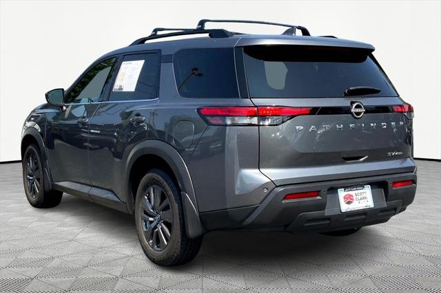 2022 Nissan Pathfinder SV 4WD