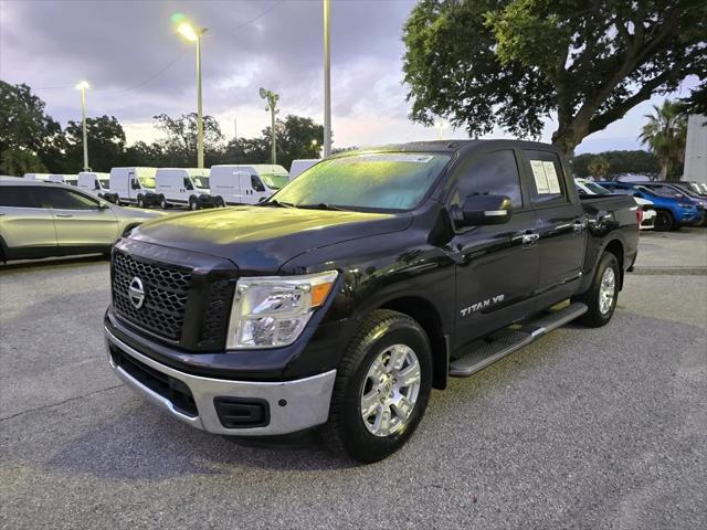 2019 Nissan TITAN SV