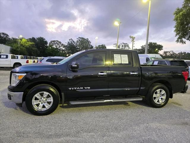 2019 Nissan TITAN SV