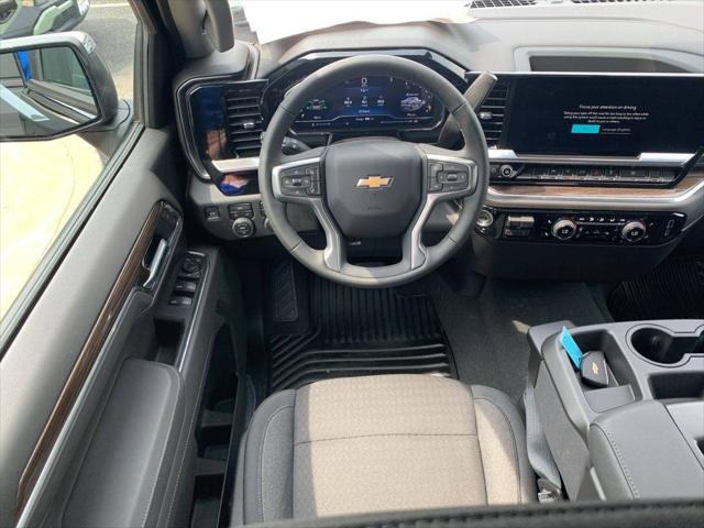 2025 Chevrolet Silverado 1500 4WD Crew Cab Short Bed LT with 2FL