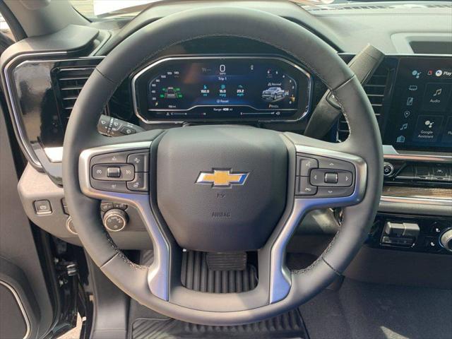 2025 Chevrolet Silverado 1500 4WD Crew Cab Short Bed LT with 2FL