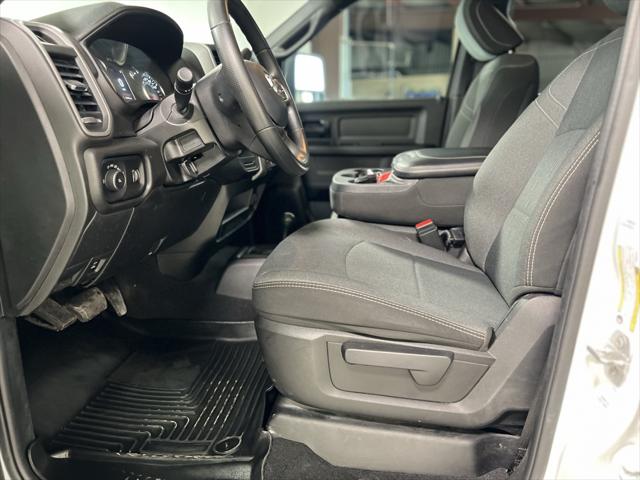 2023 RAM 3500 Tradesman Crew Cab 4x4 8 Box