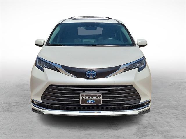 2021 Toyota Sienna XLE