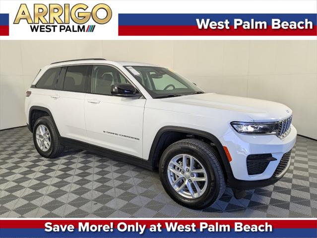2023 Jeep Grand Cherokee Laredo X 4x4