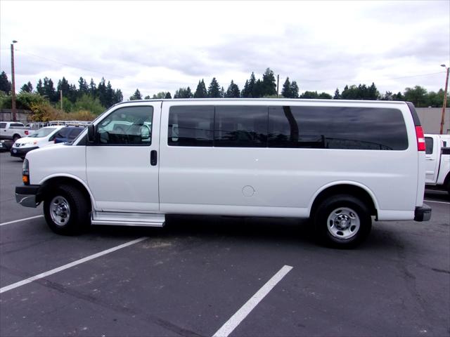 2016 Chevrolet Express LT