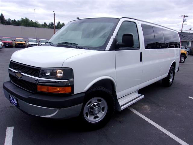 2016 Chevrolet Express LT