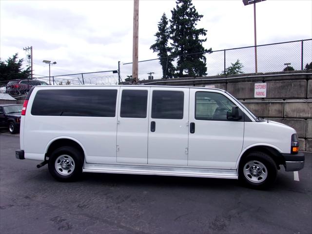 2016 Chevrolet Express LT