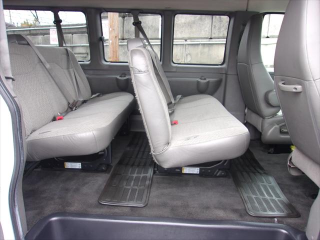 2016 Chevrolet Express LT