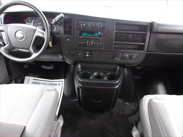 2016 Chevrolet Express LT