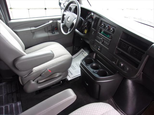2016 Chevrolet Express LT