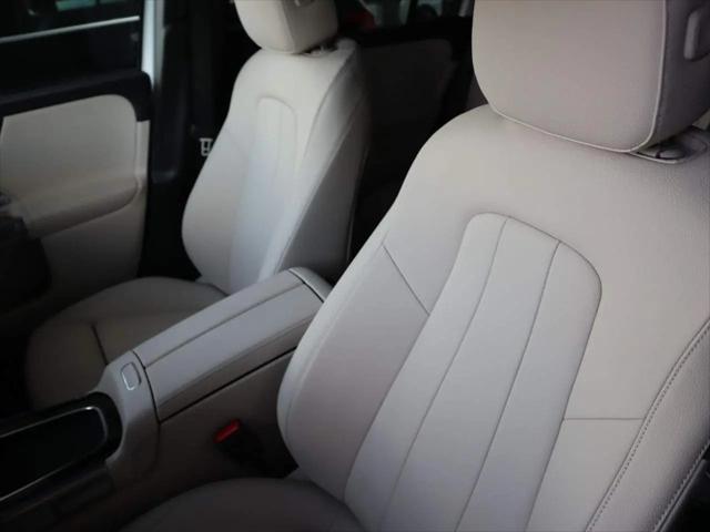2025 Mercedes-Benz GLB GLB 250