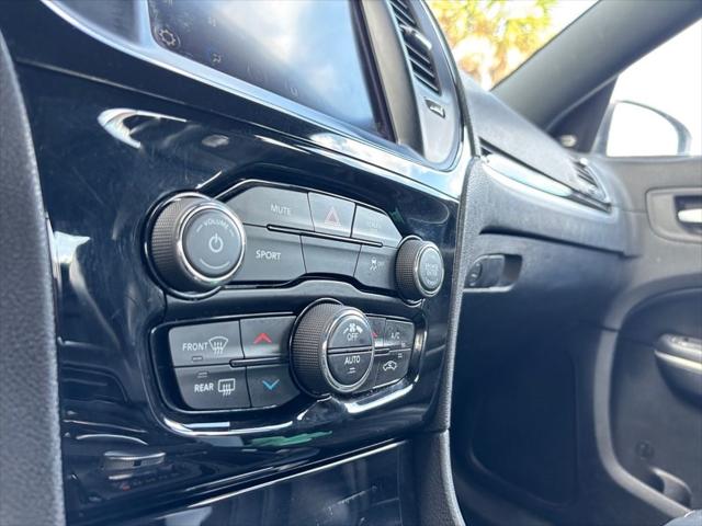 2020 Chrysler 300 300S