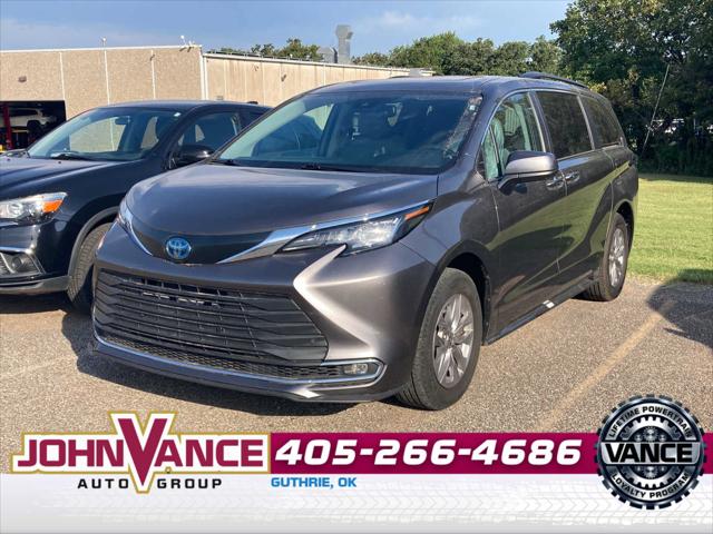 2023 Toyota Sienna XLE