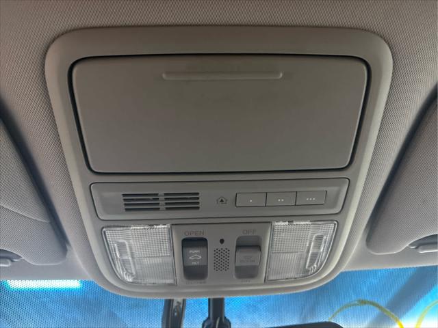 Used 2012 Honda Odyssey For Sale in Wilmington, OH