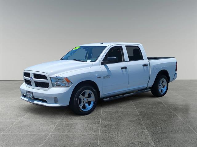 2017 RAM 1500 Express Crew Cab 4x2 57 Box
