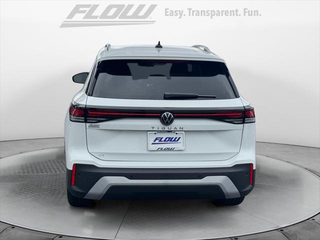 2025 Volkswagen Tiguan 2.0T SE