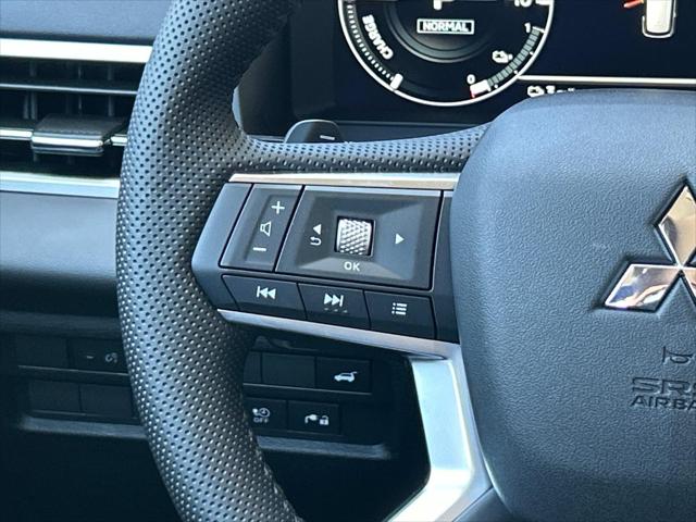 2025 Mitsubishi Outlander PHEV SE S-AWC