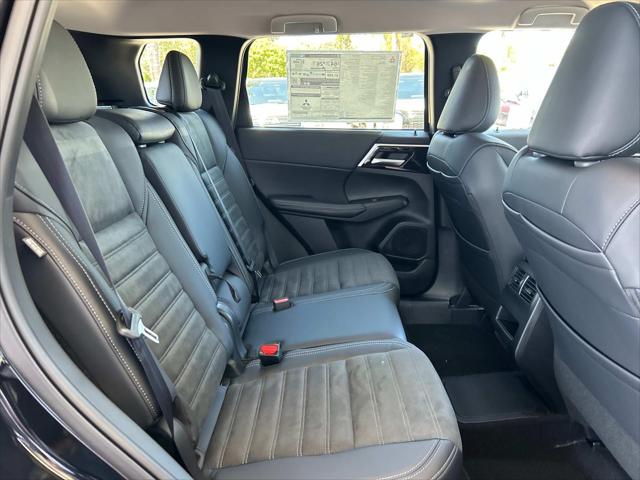 2025 Mitsubishi Outlander PHEV SE S-AWC