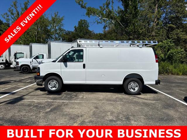 2025 Chevrolet Express Cargo Van RWD 2500 Regular Wheelbase WT